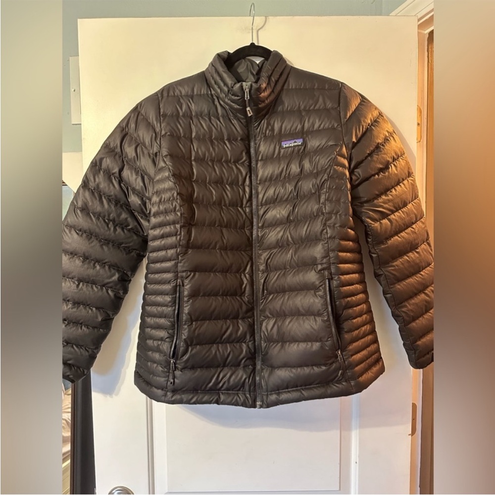Patagonia Women's Down Sweater™ Jacket - Black